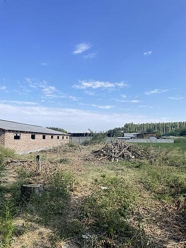 пр чуй: Цена: 95000$ Соток: 15 м2 Рядом ОШ БАЗА, Новый автовокзал — 10