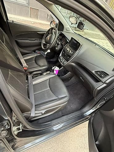 step: Chevrolet Spark: 2017 г., 1 л, Вариатор, Бензин, Хэтчбэк — 2