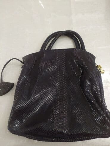 сумка клатч б у: Продаётся женская сумка, цвет синий, искусственная кожа питона, как — 1