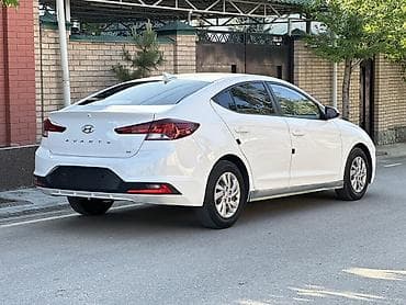 daewoo centra: Hyundai Avante: 2019 г., 1.6 л, Автомат, Бензин, Седан — 5