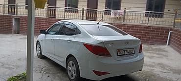 Hyundai Solaris: 2014 г., 1.4 л, Автомат, Бензин, Седан — 3