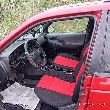 Volkswagen Passat Variant: 1991 г., 1.8 л, Универсал — 7