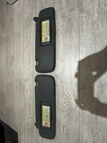 Солнцезащитный козырёк от LX 470. Серый цвет. Цена за пару