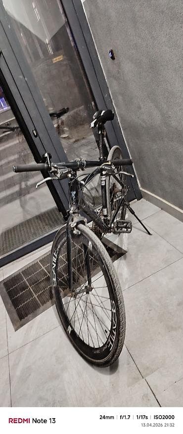 спортивный седло: Городской/фитнес велосипед с узкими колесами 700C🚲 Продаю велосипед — 2