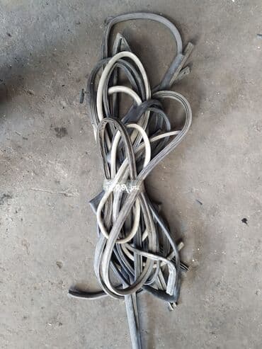 Toyota Land Cruiser 80 уплотнительные резинки, Тойота Ленд Крузер 80