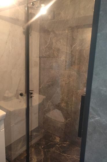 ведро для бани: Душевые ограждения и двери из закалённого стекла с черным матовым — 8