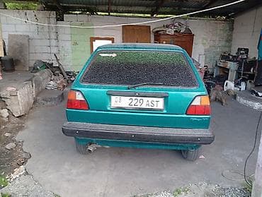 запчасти на golf: Volkswagen Golf: 1990 г., 1.5 л, Вариатор, Бензин, Хэтчбэк — 3
