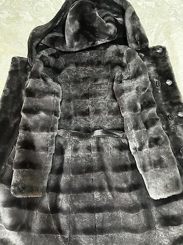 Аксессуары: Шуба, По колено, С капюшоном, S — 2