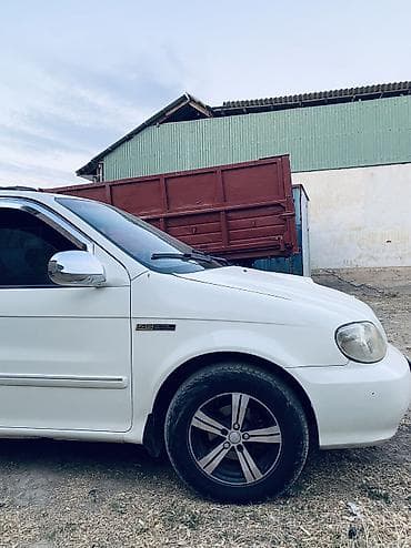 faw oley: Kia Carnival: 2002 г., Механика, Дизель, Минивэн — 4