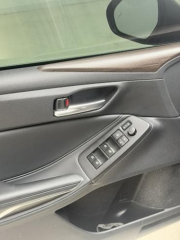 rav4 2010: Toyota Avalon: 2018 г., 2.5 л, Автомат, Гибрид, Седан — 9