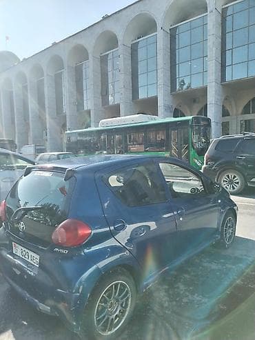 mini kooper: Toyota Aygo: 2008 г., 1 л, Ручные, Бензин, Хэтчбэк — 5