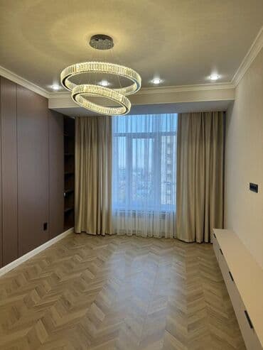 квартира с панорамным видом: 2 комнаты, 78 м², Элитка, 11 этаж, Дизайнерский ремонт — 1