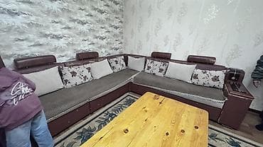 Стол жана отургуч комплекттери: Бурчу бар диван, Жастыктар менен — 1