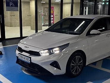 byd e7: Kia K3: 2021 г., Седан — 3