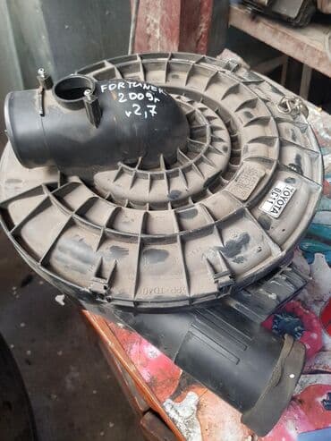 runx alex: Toyota Fortuner, Тойота Фортунер. Корпус воздушного фильтра. 2TR — 1