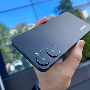 телефон realmi: Realme Q, Б/у, 128 ГБ, цвет - Черный, 2 SIM — 2