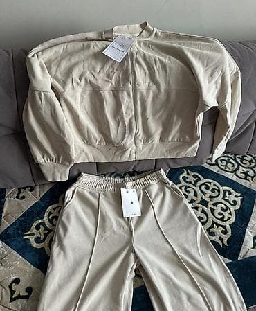 спортивные костюмы: Женские костюмы S,M,L,XXL(2 варианта)спортивные 1) Бежевый костюм из — 5