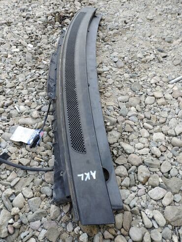 Мерседес накладка лобового стекла аклас 168 кузов оригинал пластик на