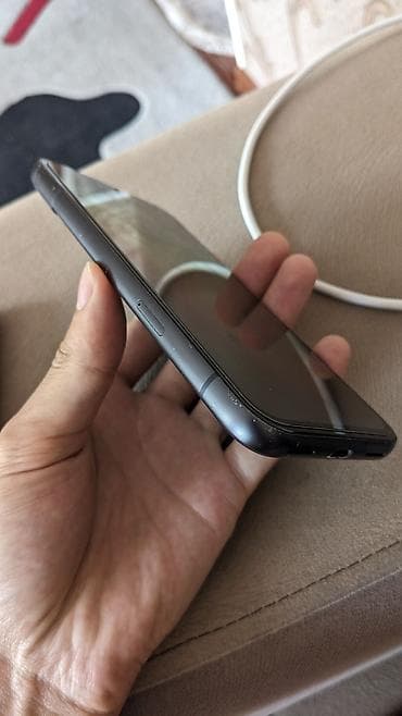 samsung 36: Google pixel 8a в очень хорошем состоянии
все родное не ремонтировался — 7