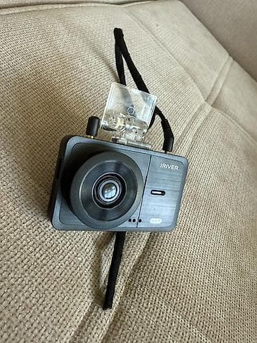джаны джер: Срочно за 5000 Видеорегистратор Iriver с wi -fi корейский Новый — 1