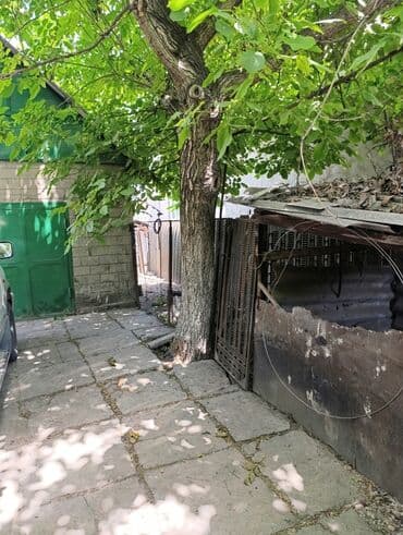 дом по улице бакая бишкек: Дом, 73 м², 4 комнаты, Риэлтор, Старый ремонт — 12