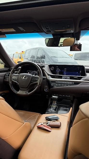 ключ форд: Lexus ES: 2019 г., 2.5 л, Автомат, Бензин, Седан — 6