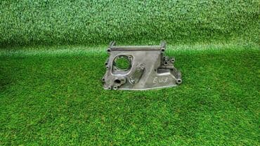 m62b44: Крышка распредвала Bmw X5 E53 M62B44 2002 ​ Марка: BMW Модель: X5 Год — 1