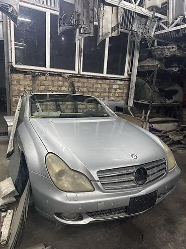 купить рыбу: Mercedes-Benz CLS (C219) “банан”, серебристый кузов. Кузовные — 1
