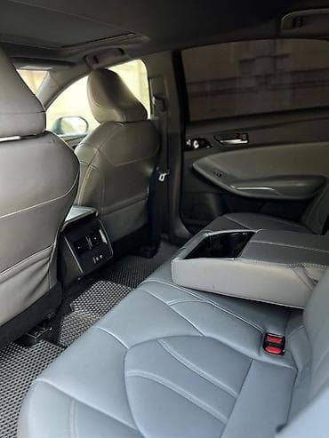 тоета вокси: Toyota Avalon: 2018 г., 2.5 л, Автомат, Гибрид, Седан — 7