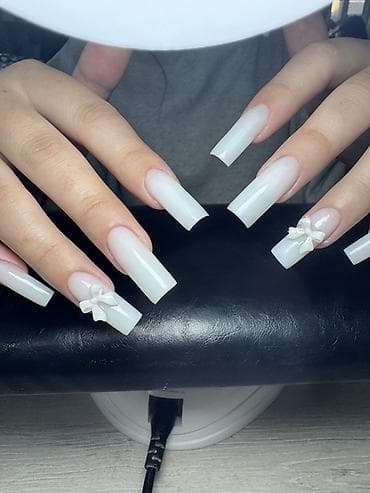 спортивная обувь мужские: Наращивание ногтей, Маникюр, С выездом на дом — 4