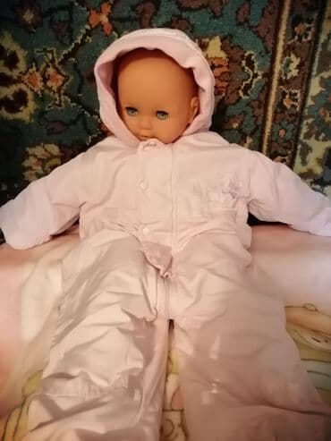 детский зимний комбез для новорождённых: Детские тёплые и на межсезонье комбезы б/у. Состояние хорошее. На — 9