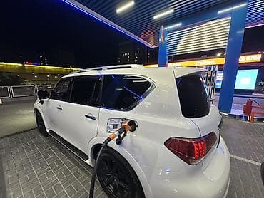 2011: Infiniti QX56: 2011 г., Автомат, Бензин, Внедорожник — 3
