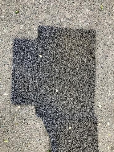 полики корейские: Продаю родной кучерявые коврики Samsung QM6 2019 корейский, оригинал — 2