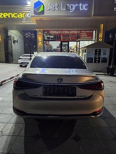 crv rd1: Lexus ES: 2019 г., 2.5 л, Вариатор, Гибрид, Седан — 4