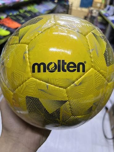 мяч: Футбольный мяч Molten, размер 4 (мини-футбол). Качественный и прочный — 3
