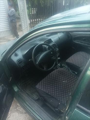 id4 pro: Mitsubishi Carisma: 2000 г., Бензин, Седан — 5