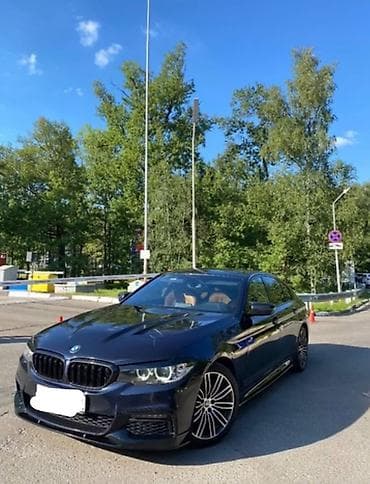 В аренду BMW G30 XDRIVE M-пакет. Полный привод. 2020 года. 2 твин
