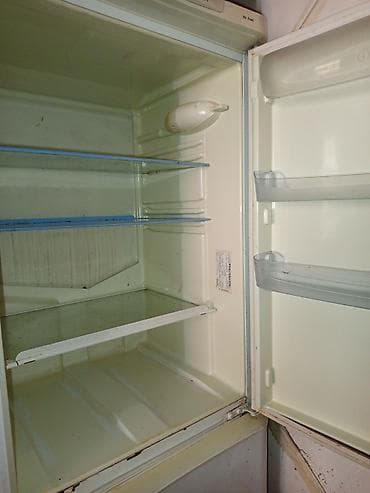 freezer: Холодильник Indesit, Двухкамерный, No frost — 3
