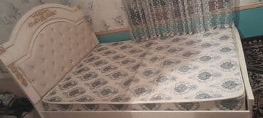 купить двуспальную кровать с матрасом бу: Двуспальная кровать, Б/у, С матрасом, длина - 220 см — 8