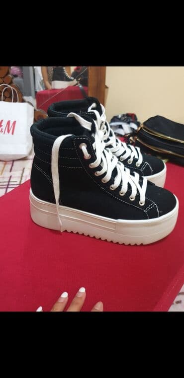 белорусская обувь на широкую ногу: 35 36 37р Bershka — 2