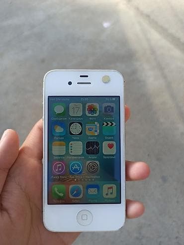mini iphone: IPhone 4S, Б/у, 16 ГБ, Белый, Кабель — 2