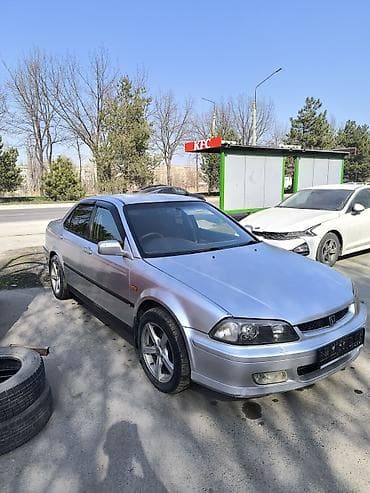 mazda 623: Honda Accord: 1998 г., 2 л, Автомат, Бензин, Седан — 3