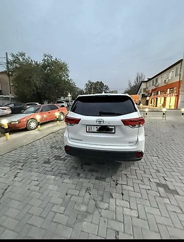highlander 2: Toyota Highlander: 2019 г., 3.5 л, Автомат, Бензин, Внедорожник — 7