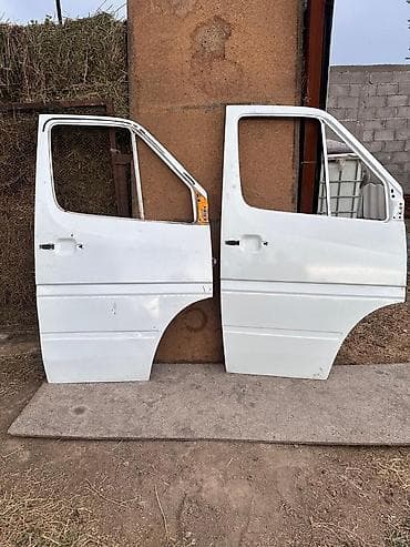 sprinter 2 2: Запчасти для микроавтобуса/фургона (белые кузовные элементы) В — 6