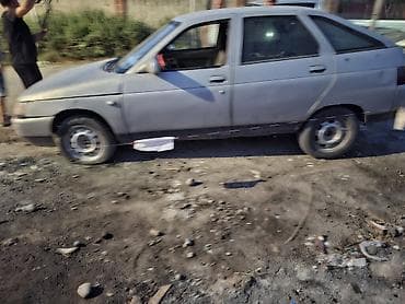 Детали двигателя и моторы в сборе: Продаю на запчасти: ВАЗ-2112 (хэтчбек) — 3