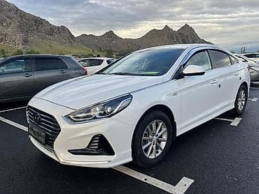 Hyundai Sonata: 2018 г., 2 л, Автомат, Бензин, Седан