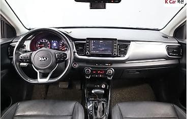 инфинити машина: Kia Stonic: 2020 г., 1.4 л, Автомат, Бензин, Лифтбек — 8