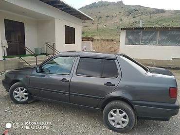 лобовые стекла ауди 80: Volkswagen Vento: 1992 г., 1.8 л, Седан — 5