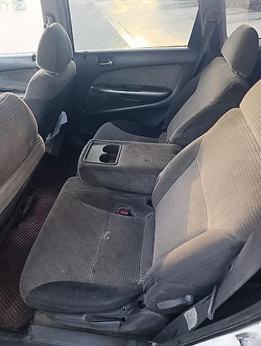 кузов стрим: Honda Stream: 2001 г., 1.7 л, Автомат, Бензин, Минивэн — 5