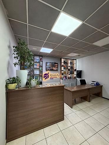 аренда места цум: Район ЦУМ Сдается помещение Площадь: 135м2 Отдельностоящий магазин — 2